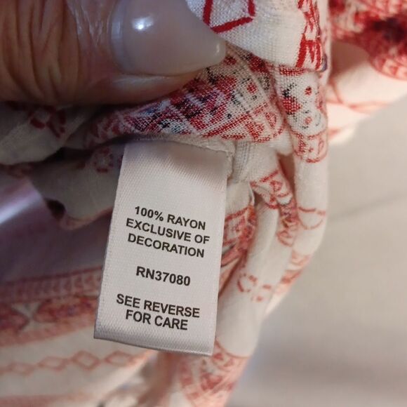 Southwestern Red and White Women's Top - Picture 5 of 7